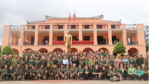 Họp mặt tri ân dân công hỏa tuyến và cựu thanh niên xung phong tiêu biểu qua các thời kỳ
