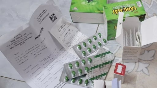Bệnh viện Mắt Trung ương nói gì khi bác sĩ 'kê thừa thuốc' cho bệnh nhân?
