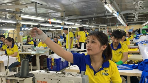 Ngành bán lẻ, hoạt động xuất nhập khẩu TP.HCM đang ra sao trước khi sáp nhập với Bình Dương, Bà Rịa - Vũng Tàu?