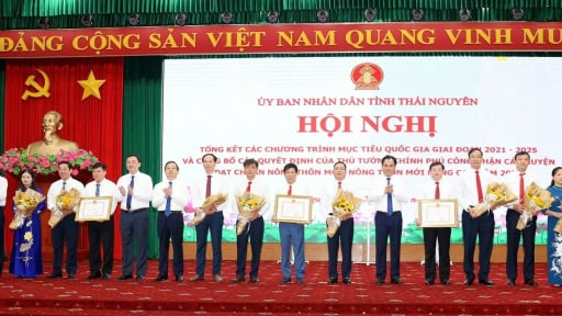 Thái Nguyên tổng kết Chương trình MTQG giai đoạn 2021-2025, quyết định công nhận huyện nông thôn mới, huyện NTM nâng cao