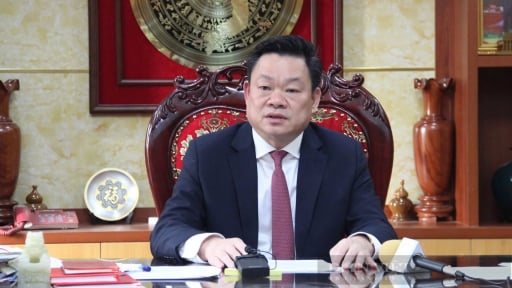 2 Ủy viên Trung ương Đảng, Bí thư Tỉnh uỷ được bầu làm Ủy viên Ủy ban Thường vụ Quốc hội