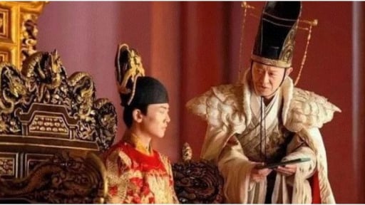 Vị hoàng đế Trung Hoa nào bị mắng là người chơi bời, ngu xuẩn suốt 400 năm?