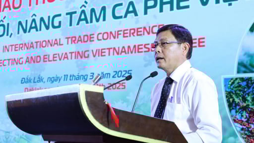 Trước ngày sáp nhập Đắk Lắk, Phú Yên: Phó Chủ tịch Thường trực UBND tỉnh xin nghỉ hưu trước tuổi