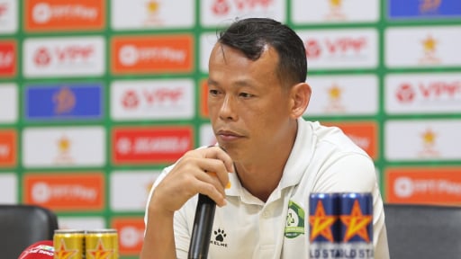 Bùi Tấn Trường nói gì về tiền thưởng 'khủng' của Trường Tươi Bình Phước?