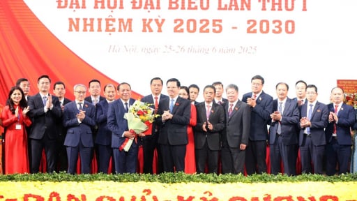 Đồng chí Nguyễn Văn Hùng được chỉ định giữ chức Bí thư Đảng ủy Bộ VHTTDL