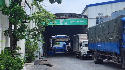 Vụ đường dây dầu thức ăn chăn nuôi thành dầu ăn cho người: Đã khám xét khoảng 20 Công ty, đại lý