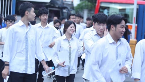 Full 48 đáp án đề thi môn Tiếng Anh tốt nghiệp THPT 2025 theo mã đề chương trình mới