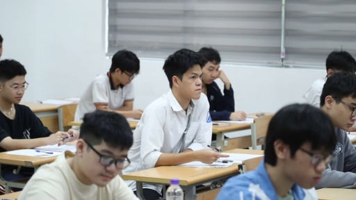 Đáp án đề thi môn Lịch sử tốt nghiệp THPT 2025 full 48 mã đề theo chương trình mới 'nóng' nhất
