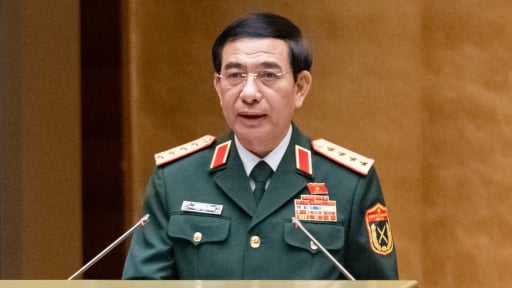 Đại tướng Phan Văn Giang nói giải thể Ban chỉ huy quân sự cấp huyện thì kho đạn dược không còn và xác định về bán kính an toàn