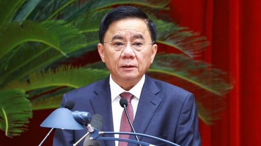 Bộ Chính trị, Ban Bí thư: Các tỉnh uỷ, thành uỷ, đảng uỷ trực thuộc Trung ương thực hiện công tác cán bộ từ 1/7