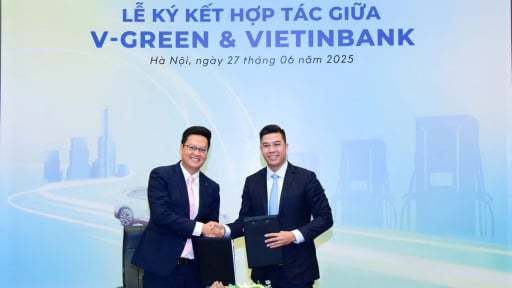 
V-Green và VietinBank ký kết hợp tác, đồng hành phát triển hạ tầng trạm sạc ô tô điện VinFast
