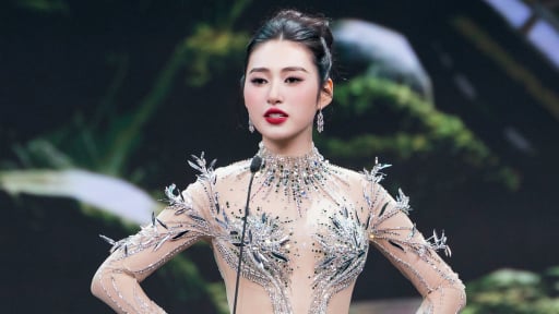 Miss Earth Vietnam 2025 Ngô Thị Trâm Anh trả lời ứng xử tiếng Anh gây tranh cãi, bị chê 'quên bài'?