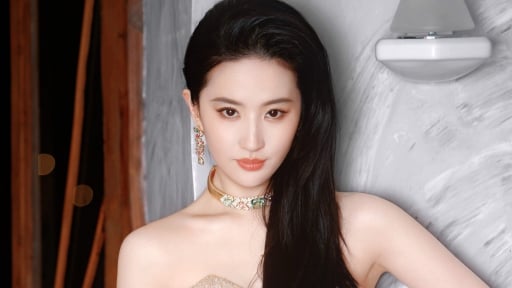 Lưu Diệc Phi vắng mặt tại Bạch Ngọc Lan vì trượt Thị hậu?