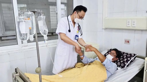 Yếu tứ chi, không đi lại được vì ăn nhầm một loài động vật dưới biển