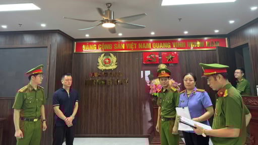 Cơ quan Cảnh sát điều tra Công an tỉnh Thanh Hóa khởi tố, bắt tạm giam Nguyễn Văn Vi (Vi ngộ)