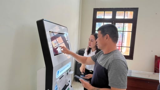 Ngày đầu vận hành chính quyền 2 cấp tại xã biên giới có 2 cửa khẩu quốc tế