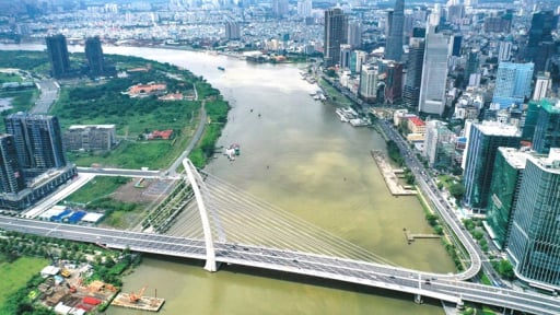 Cơ hội đón sóng khi quỹ đất ven sông dần cạn kiệt