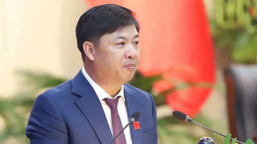 Chủ tịch TP. Đà Nẵng Lương Nguyễn Minh Triết phân công nhiệm vụ cho 8 Phó chủ tịch