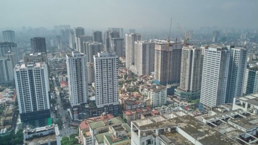 Chuyên gia cảnh báo tình trạng ‘mèo nhỏ bắt chuột to’ trong bất động sản