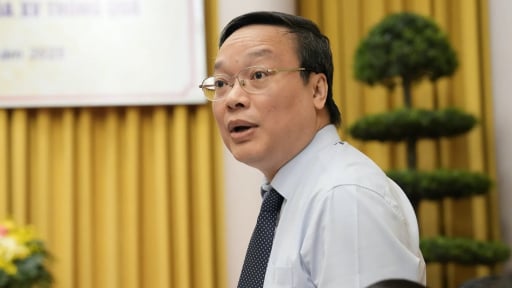 Thứ trưởng Bộ Nội vụ: Cán bộ được xếp ngạch tương ứng ngay sau tuyển dụng, không phải tập sự