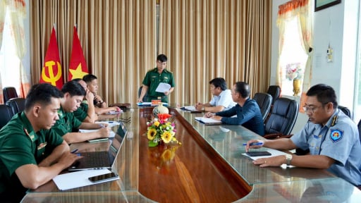 Thừa ủy quyền của UBND tỉnh Cà Mau mới, lực lượng Biên phòng tỉnh phạt một chủ tàu cá hơn 500 triệu đồng