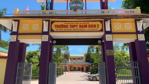 Nghệ An: Điểm chuẩn lớp 10 giảm 'sốc' còn 2,5 điểm, Trường THPT Nam Đàn 2 lý giải