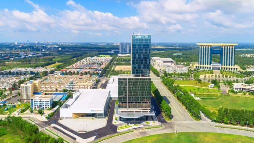 Loạt doanh nghiệp mạnh nhất Bình Dương, Bà Rịa - Vũng Tàu ồ ạt chuyển hộ khẩu về TP.HCM