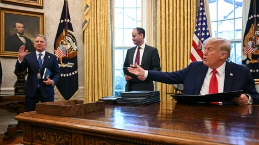 Phe cánh Trump lục đục vì Nga: Người muốn bỏ cấm vận, người đòi đẩy Moscow khỏi thị trường toàn cầu