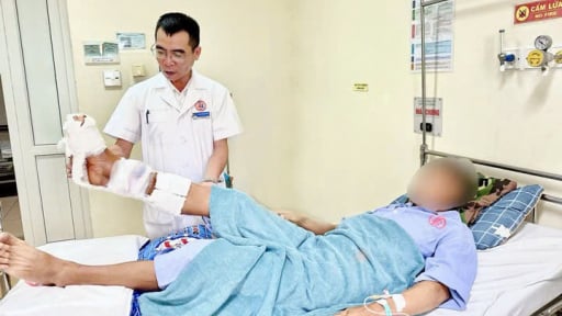 Một người đàn ông suýt mất cẳng chân khi sử dụng loại máy sắc lẹm này 