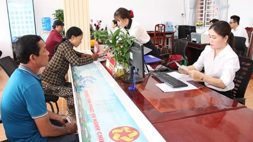 Chủ tịch UBND tỉnh Đồng Tháp yêu cầu các sở, ngành, xã, phường việc gì để giải quyết các nhu cầu của người dân?