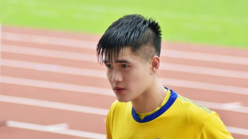 Rời CLB Bình Định, trung vệ 1m81 tái hợp Đông Á Thanh Hoá?