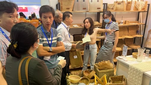 Nhờ nghề đan lục bình, cói, tre và mây, chàng trai Cần Thơ đạt doanh thu hơn 1 triệu đô la/năm