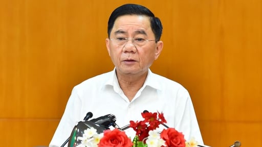 Bộ Chính trị, Ban Bí thư yêu cầu tăng cường kiểm tra, giám sát, kỷ luật đảng, phòng chống tham nhũng, lãng phí, tiêu cực