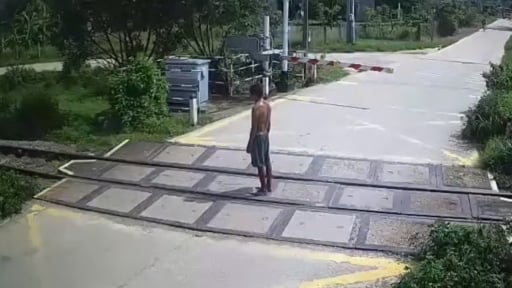 Người đàn ông bị tàu hỏa tông tử vong vì ra đứng giữa đường ray ở tỉnh Lâm Đồng