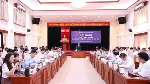 6 tháng đầu năm, Bộ GDĐT hoàn thành 32/83 nhiệm vụ được giao chủ trì