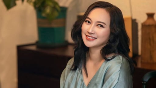 Ca sĩ Khánh Linh – em gái nhạc sĩ Ngọc Châu thú nhận mắc hội chứng sợ đám đông, sốc nặng khi anh trai qua đời