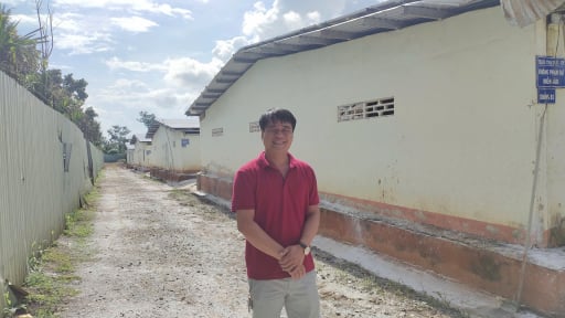 Liên kết nuôi gà dưới mái điện mặt trời, anh kỹ sư viễn thông Đắk Lắk 'nhặt' tiền tỷ