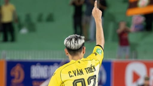 Cao Văn Triền lên tiếng về việc từ chối hợp đồng tiền tỷ từ SHB Đà Nẵng