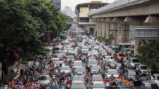 Hà Nội cấm xe máy chạy xăng dầu từ 1/7/2026: Vì sao cần lộ trình dài hơi và giải pháp cho xe cũ?