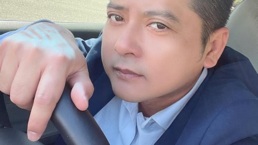 
'Gã chồng sở khanh' trong 'Gạo nếp gạo tẻ' ở đời thực có cuộc sống cực vất vả bên trời Tây