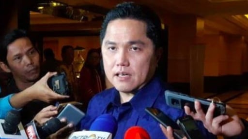 Chủ tịch LĐBĐ Indonesia bị FIFA 'tuýt còi'
