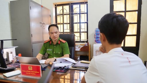 Công an Hà Tĩnh triệt phá đường dây cồn giả quy mô lớn do nguyên phó chủ tịch thị trấn Chúc Sơn đứng sau