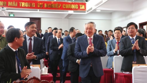 Phó Thủ tướng Thường trực nêu 6 tư duy cốt lõi của cán bộ tại Đại hội Đảng bộ xã đầu tiên ở tỉnh có diện tích lớn nhất nước