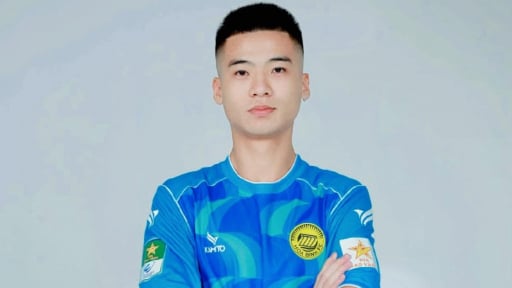 'Siêu nhân' Trần Gia Huy tái hợp HAGL?