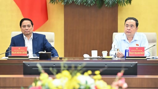  Thủ tướng: Chuẩn bị cho Hội nghị Trung ương 12 với tinh thần mới, mục tiêu mới