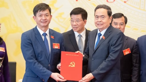 Ông Lê Quang Tùng được chỉ định giữ chức Bí thư Đảng ủy Văn phòng Quốc hội nhiệm kỳ 2025-2030