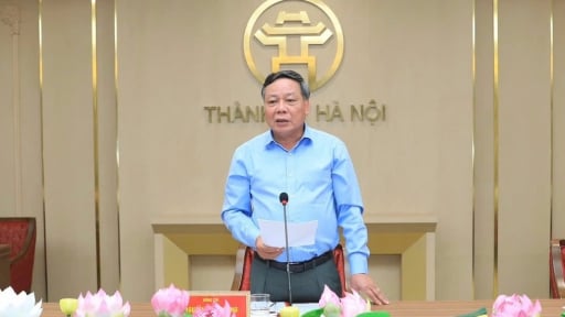 Vượt khối lượng việc “khổng lồ”, chính quyền 2 cấp ở Hà Nội hoạt động ổn định