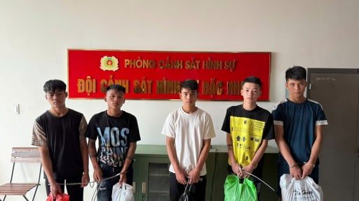 Bắt giữ thêm 5 thanh niên cầm dao kiếm hẹn đánh nhau gây náo loạn tại Hải Phòng