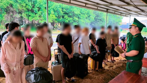 Tây Ninh tiếp nhận 45 công dân Việt Nam làm việc tại các khu lừa đảo tại Campuchia