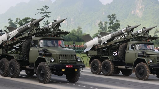 Mãn nhãn xe tăng, tên lửa, UAV cảm tử, khí tài hiện đại xuất hiện tại trường bắn Miếu Môn